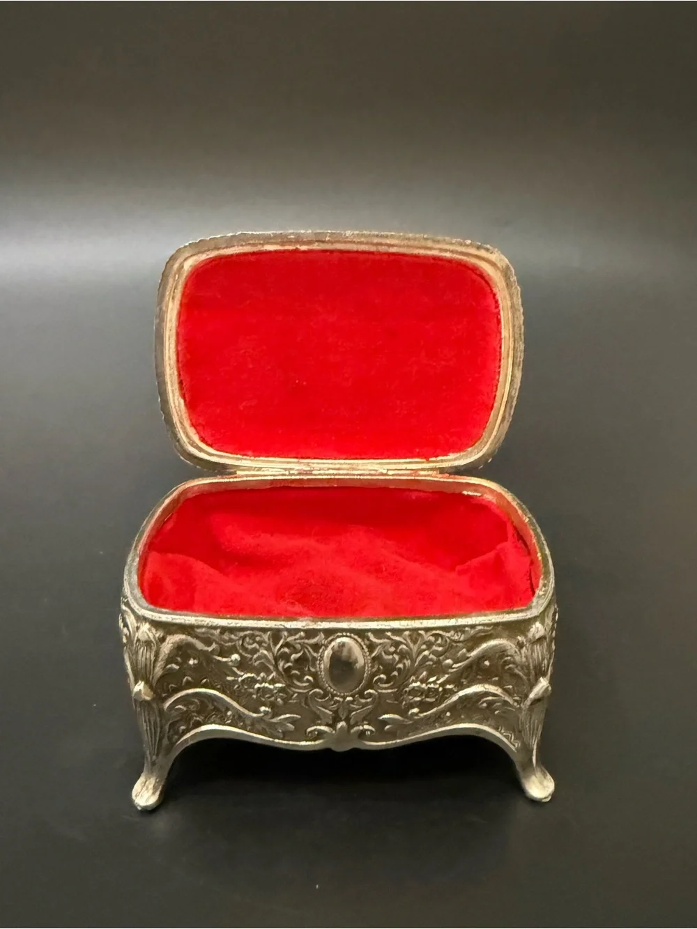 Vintage Victorian Revival Cameo Silver-plated Ornate Footed Trinket Jewelry Box
